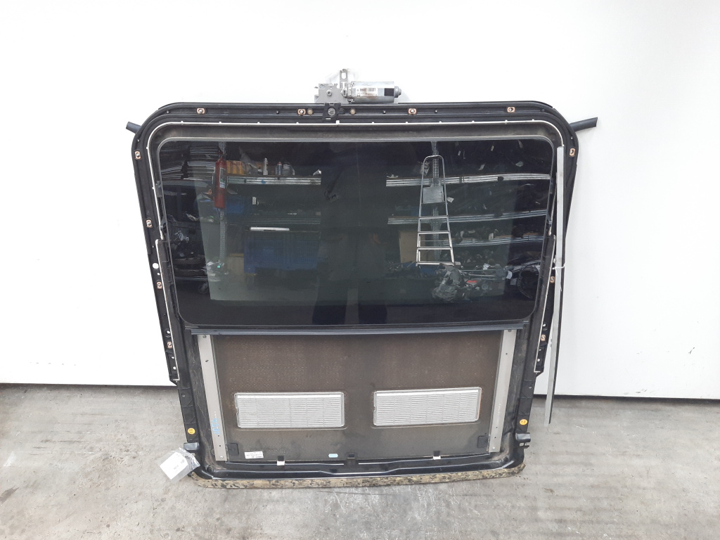 Trapa, cod A2197800040, Mercedes CLS (C219) (id:463390)