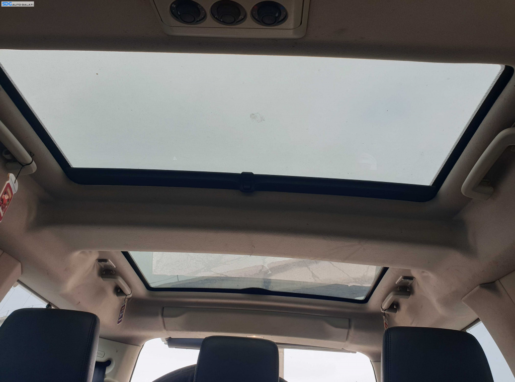 Trapa Geam Sticla Fata Panorama Panoramic Land Rover Discovery 3 L319 2004 - 2009 [K5353]
