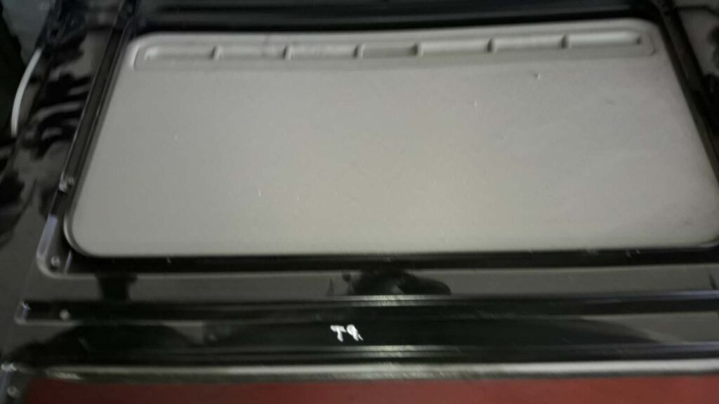 trapa SOLAR AUDI A3 8L0 877 041 A / 8L0877041A / 88060D / 4B0 959 591 E / 4B0959591E8L0 877 041 A / 8L0877041A / 88060D / 4B0 959 591 E / 4B0959591E