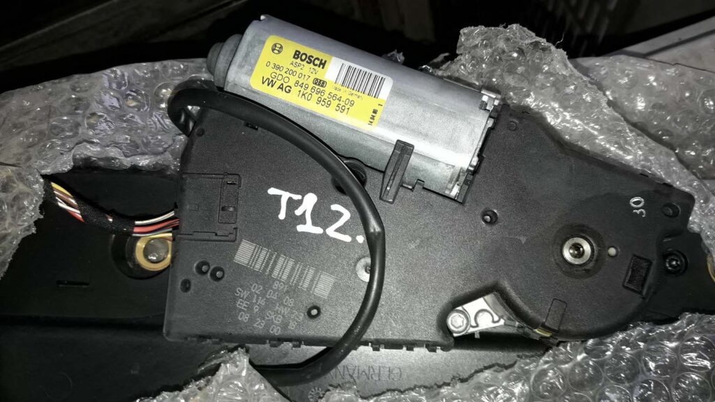 trapa SOLAR VOLKSWAGEN PASSAT 1K0877255A / 95469511107 / 1K09595911K0877255A / 95469511107 / 1K0959591
