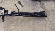 Traversa centrala trager Mercedes w212 non facelif...