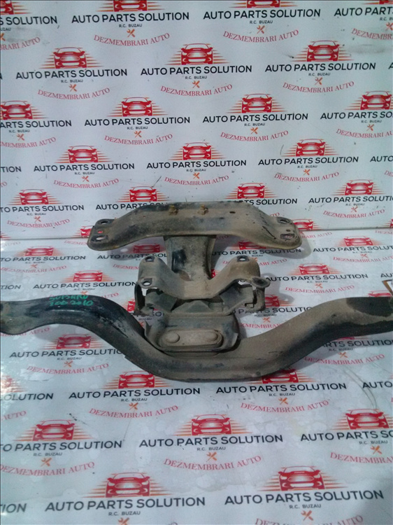 Traversa cutie de viteze qSUBARU LEGACY 2.0 D an fabr. 2011