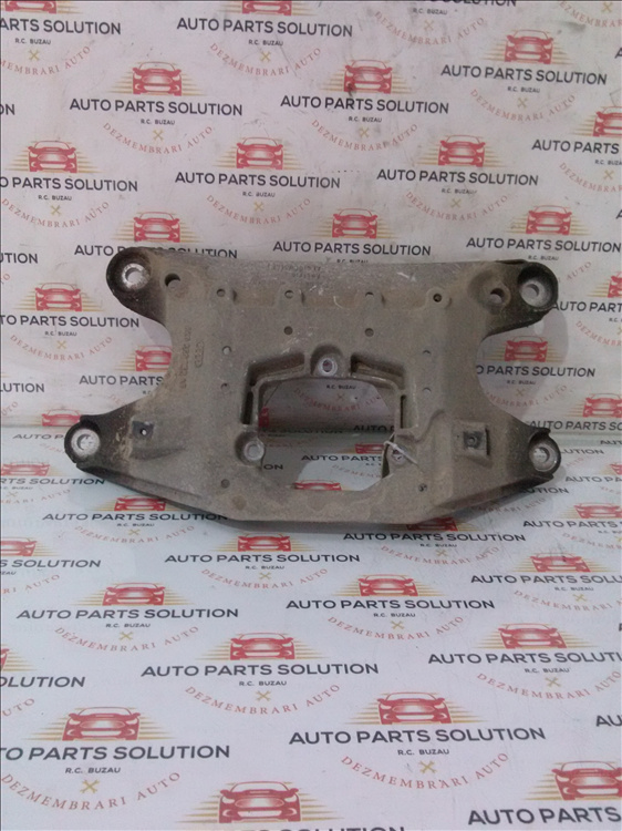 Traversa cutie viteze AUDI A4 2.0 TDI an fabr. 2011