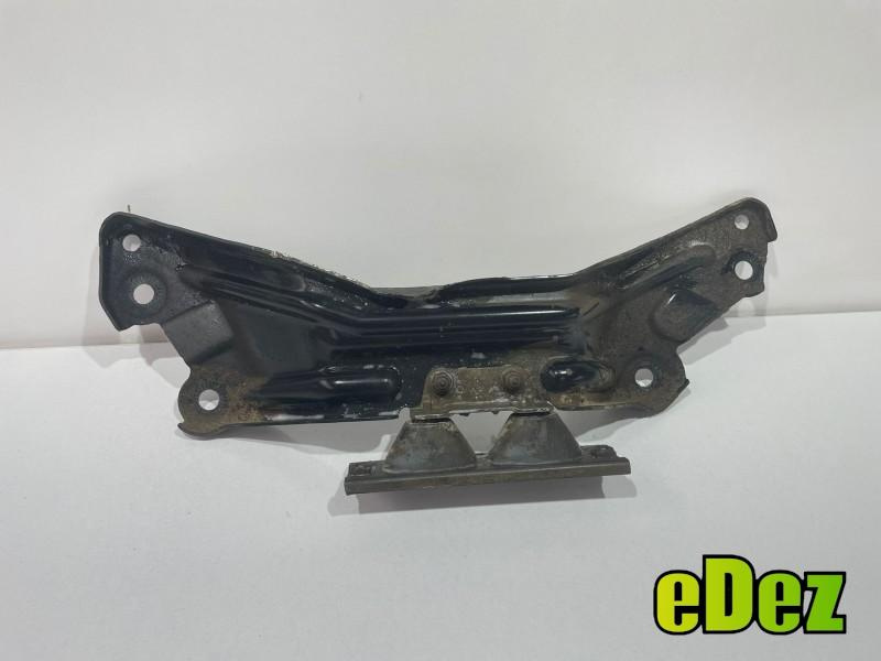 Traversa cutie viteze Audi A6 Allroad (2006-2011) [4FH, C6] 2.7 3.0 tdi 4f0253071a