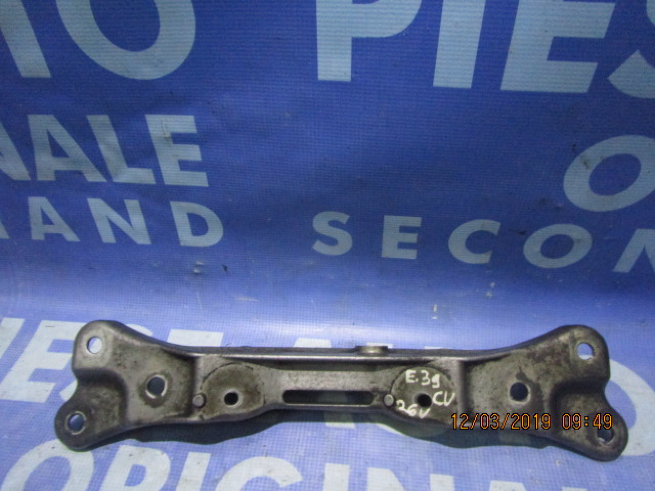 Traversa cutie viteze BMW E39 530i; 10922477