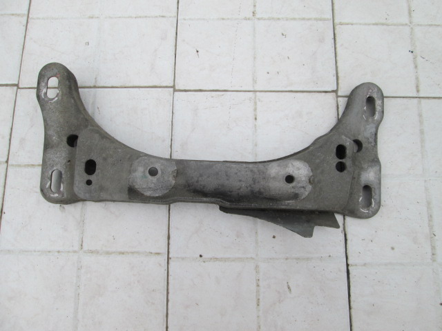 Traversa cutie viteze BMW E46 320i 2.2i M54