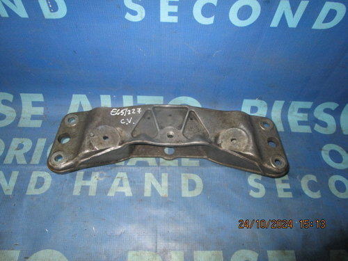 Traversa cutie viteze BMW E65 745i 4.4i N62 ; 6754617