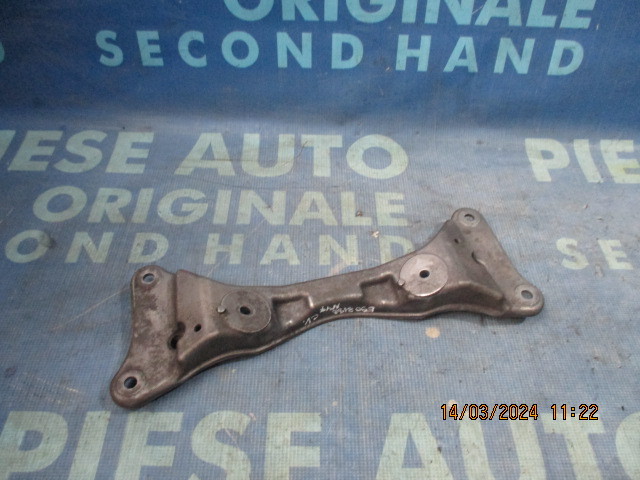 Traversa cutie viteze BMW E90 318d N47D20A; 6778033