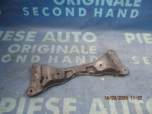 Traversa cutie viteze BMW E90 318d N47D20A; 6778033