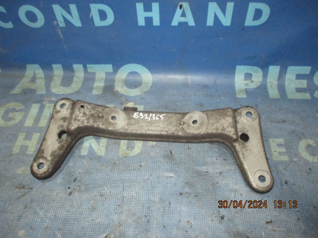 Traversa cutie viteze BMW E92 335d M57N D5 ;  6760302