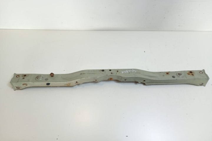 Traversa fata Toyota Avensis 2 T25 [2002 - 2006]