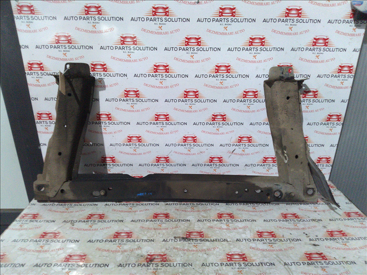 Traversa inferioara radiatoare 1.5 dci RENAULT MEGANE 2 an fabr. 2006