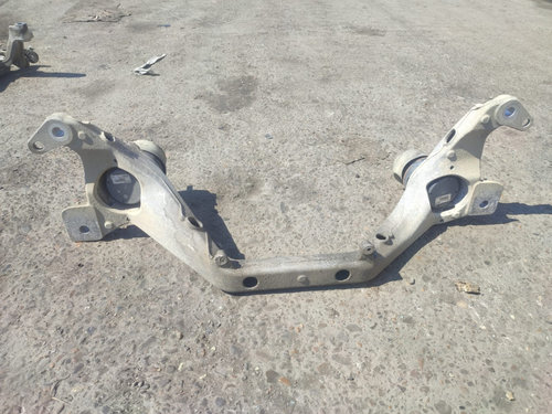 Traversa jug motor 7L6199207b Audi Q7 4L [2005 - 2009]