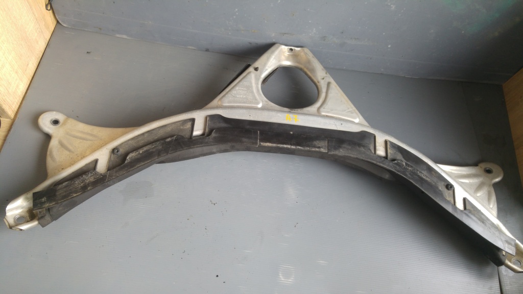 Traversa superioara motor audi a7 4g 3.0 tdi cla 4g0805645b