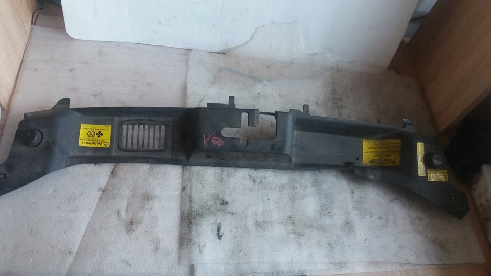 Traversa superioara volvo v50 2003-2012 30716338 30716339