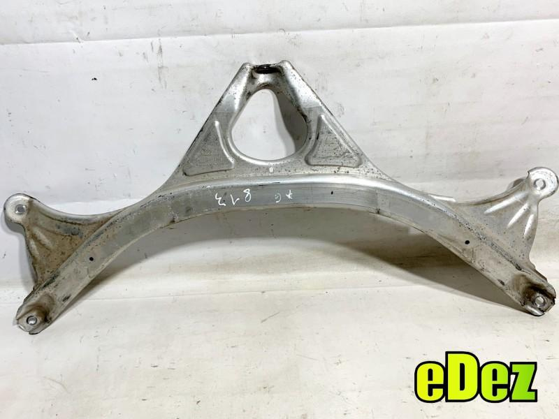 Traversa / suport Audi A6 (2010-2018) [4G2, C7] 4G0805645C