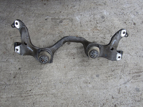 TRAVERSA / SUPORT CU TAMPONE MOTOR PORSCHE CAYENNE 9PA 4.5 V8 4x4 FAB. 2002 - 2010 ⭐⭐⭐⭐⭐