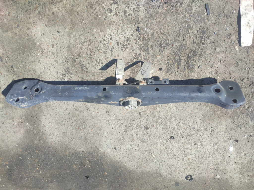 Traversa suport cutie de viteze 7L06399227b 3.0 tdi Audi Q7 4L [2005 - 2009]