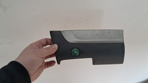 Trim bord stanga Honda CR-V 2.2 CTDI 4WD cod motor RHF transmisie manuala an 2013