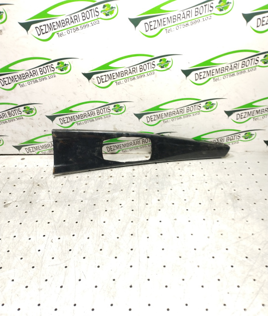 Trim cotiera centrala 9 232 091 BMW Seria 3 F30/F31/F34 [2011 - 2016] Sedan 320i xDrive MT (184 hp)