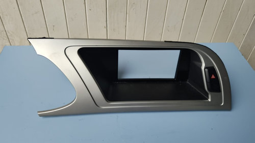 Trim navigatie Audi A4 B8 2.0 Tdi CJC 2011 Cod : 8K1857186G