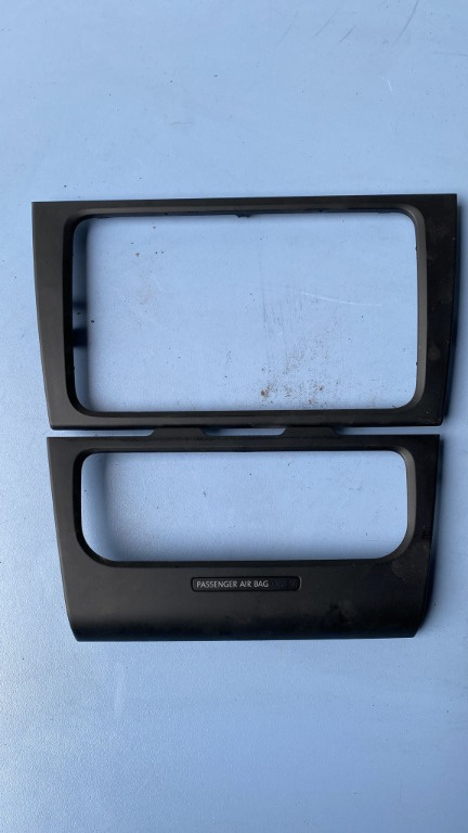 Trim navigatie Volkswagen Golf 6 1.8 TFSI CDA 2010 Cod : 5K0858063B