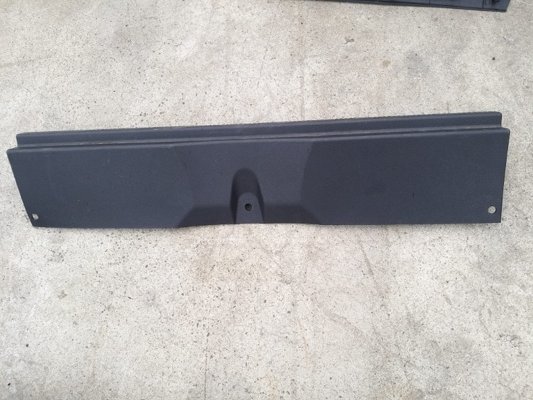 Trim ornament capac haion citroen c5 aircross 9817158677