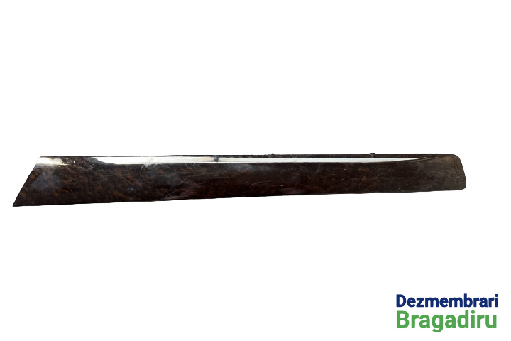 Trim / Ornament interior fata usa dreapta spate Cod: 7P6867450 Volkswagen VW Touareg generatia 2 7P [2010 - 2014] Crossover 3.0 TDI Tiptronic 4Motion (245 hp) Cod motor: CRC Cod cutie: NAC Cod culoare: LG7W