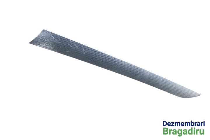 Trim / Ornament interior usa dreapta fata Cod: 8K0867410 8K0867410 Audi A4 B8/8K [2007 - 2011] wagon 5-usi 2.0 TDI MT (120 hp)