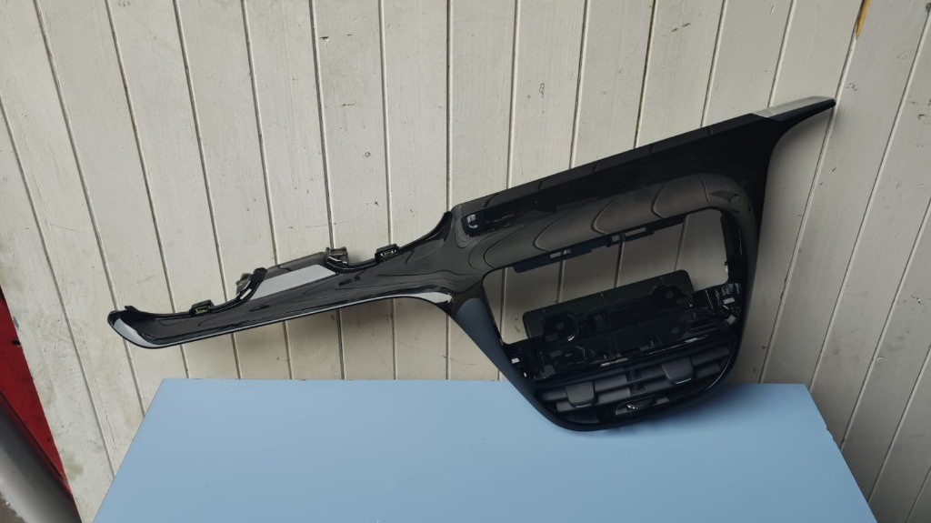 Trim plansa bord Peugeot 208 1.6 HDI 9HP 2013 Cod : 9673830077