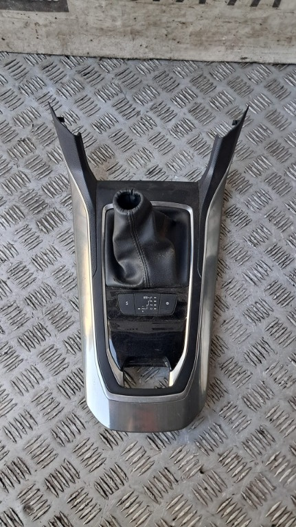 Trim schimbator Peugeot 308 T9 1.5 HDI YHZ an 2019 cod 98088086XU