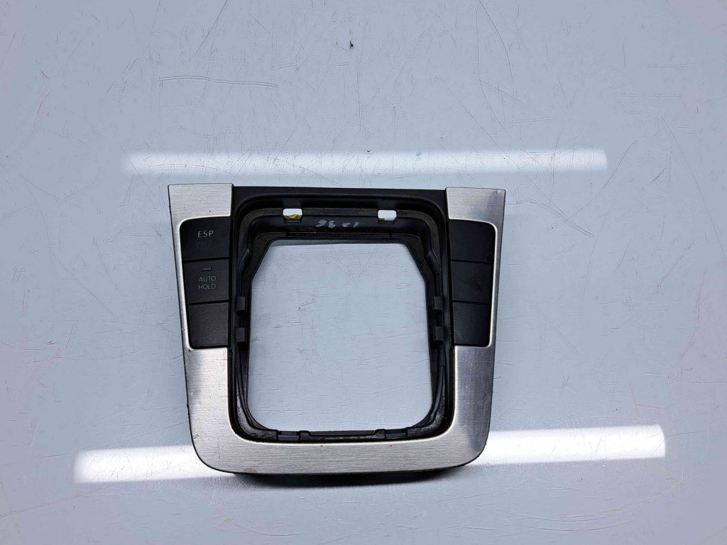 Trimuri bord Volkswagen Passat B6 (3C2) [Fabr 2005-2010] OEM
