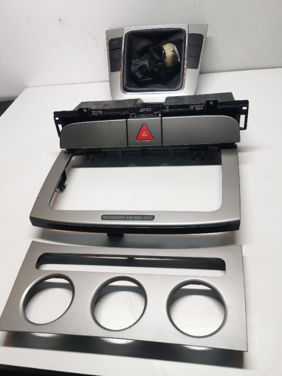 Trimuri VW Passat B6 ornamente bord sertare bord buton avari