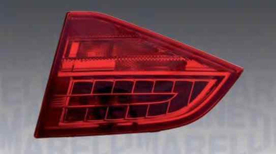 Tripla Lampa spate AUDI A4 Avant 8K5 B8 MAGNETI MARELLI 714021600701