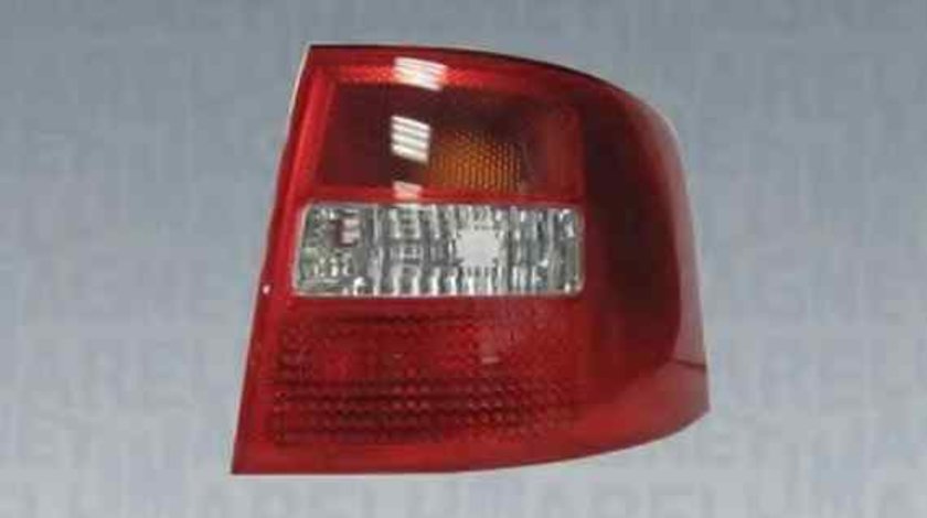 Tripla Lampa spate AUDI A6 Avant 4B5 C5 MAGNETI MARELLI 712412901129