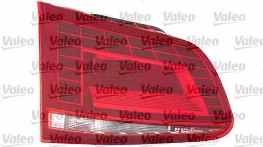 Tripla Lampa spate VW TOUAREG 7P5 VALEO 044608