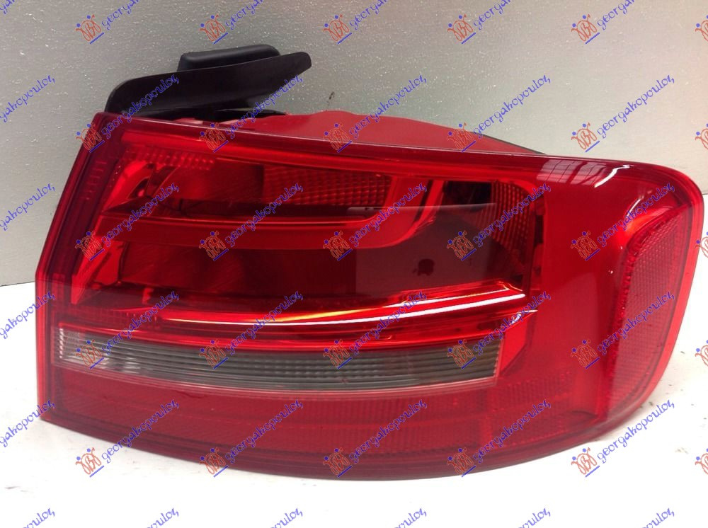 Tripla Lampa stop dreapta Audi A4 B8 2011-2015 NOUA 8K5945096AA (EXTERIOR)