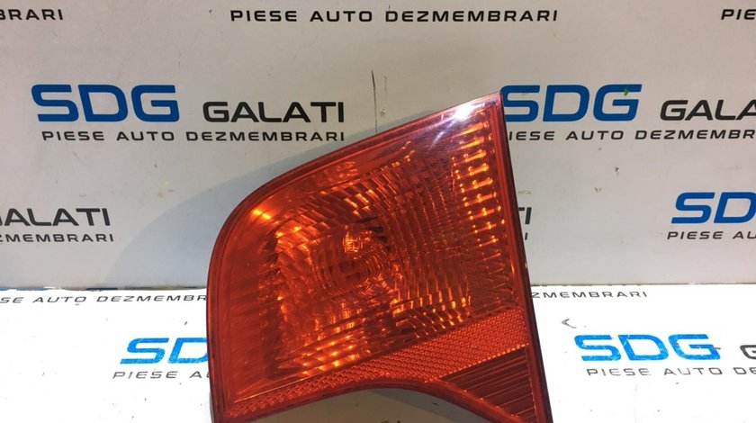 Tripla / Lampa / Stop Dreapta Capota Portbagaj Audi A4 B7 2004 - 2008 COD : 8E5 945 094 A / 8E5945094A