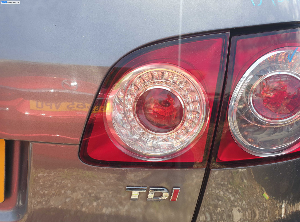 Tripla Lampa Stop Dreapta de pe Haion Haion Portbagaj Volkswagen Golf 6 Plus 2008 - 2014 [K5479]