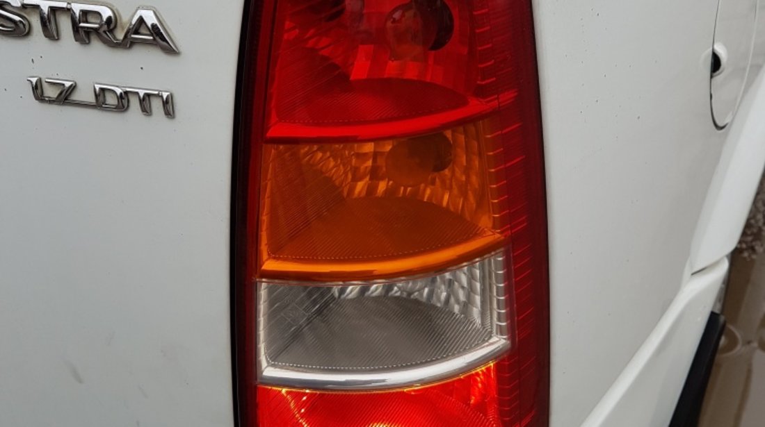Tripla / Lampa / Stop Dreapta Opel Astra G Break / Combi 1998 - 2005