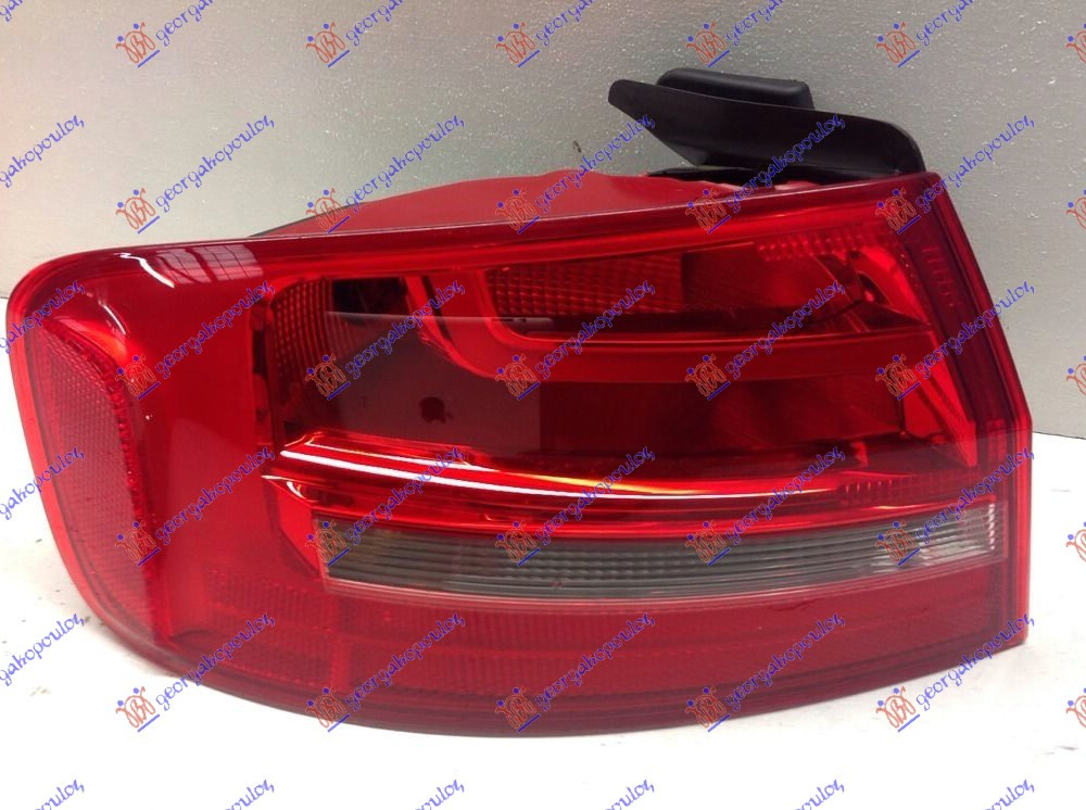 Tripla Lampa stop stanga Audi A4 B8 2011-2015 NOUA 8K5945095AA (EXTERIOR)
