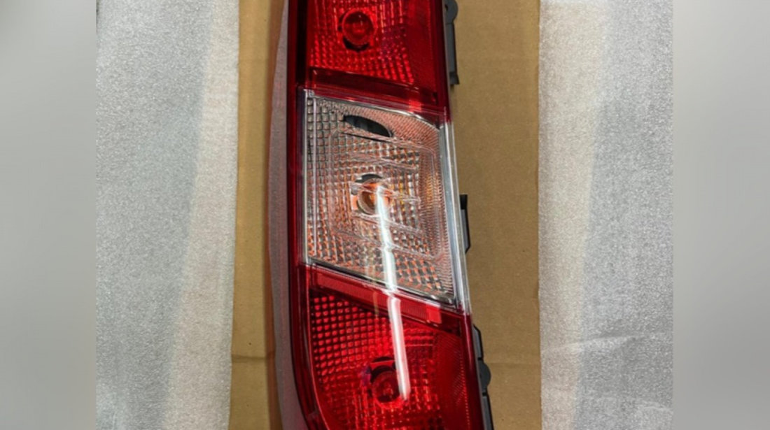 Tripla lampa stop stanga Dacia Dokker Van 2012-2020 NOUA Cod OE 265551619R 265556730R