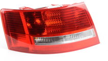 Tripla spate - Audi A6 2006 - normala , fara led.