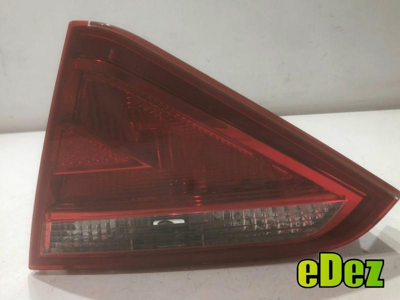Tripla spate dreapta haion Audi A5 (2007-2011) [8T3] 8T0945094