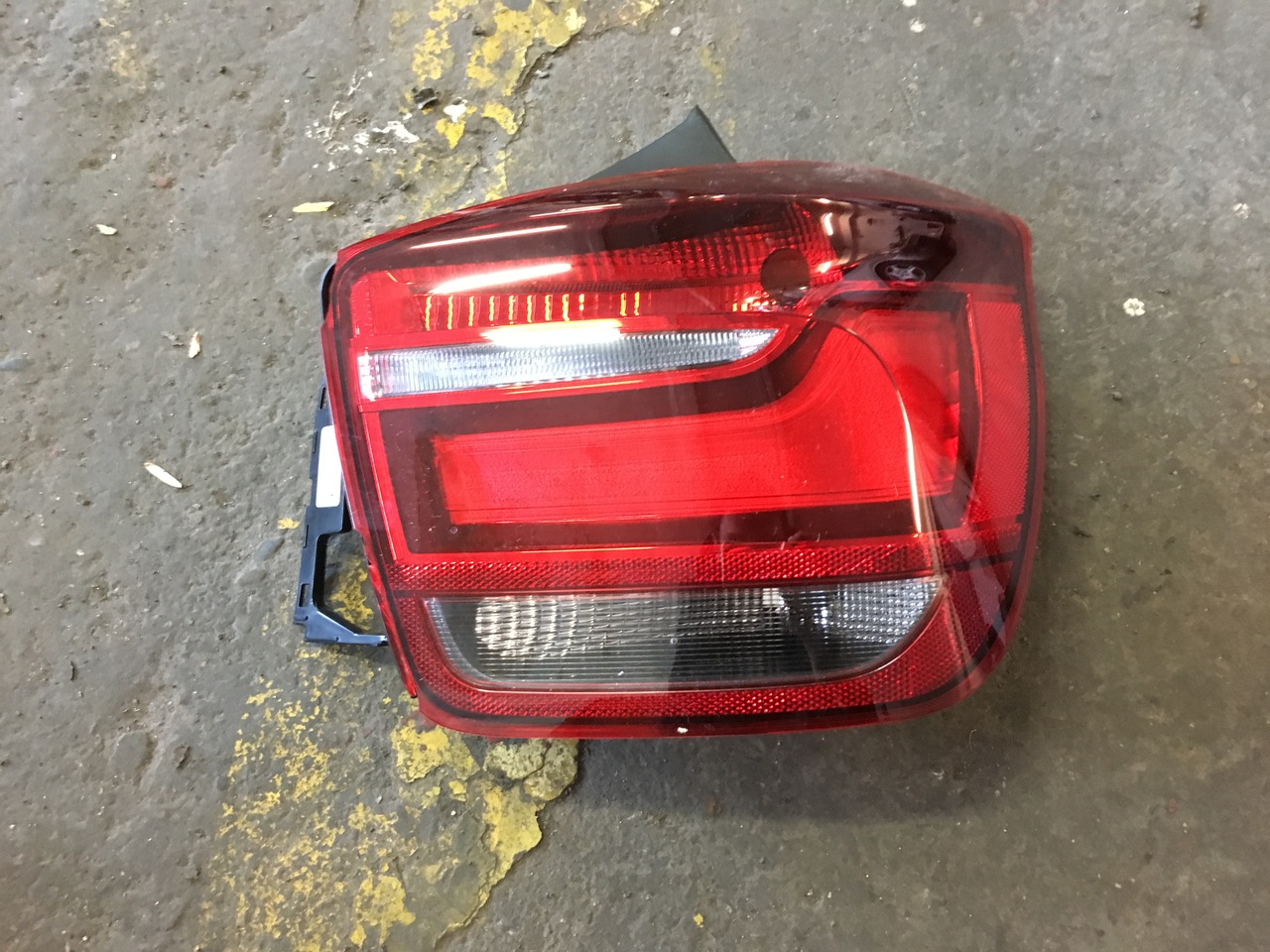 Tripla stop dreapta spate BMW seria 1 F2