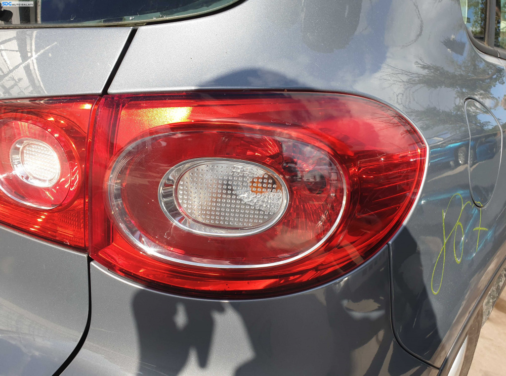 Tripla Stop Lampa Dreapta de pe Aripa Caroserie Volkswagen Tiguan 2007 - 2011 [K6187]