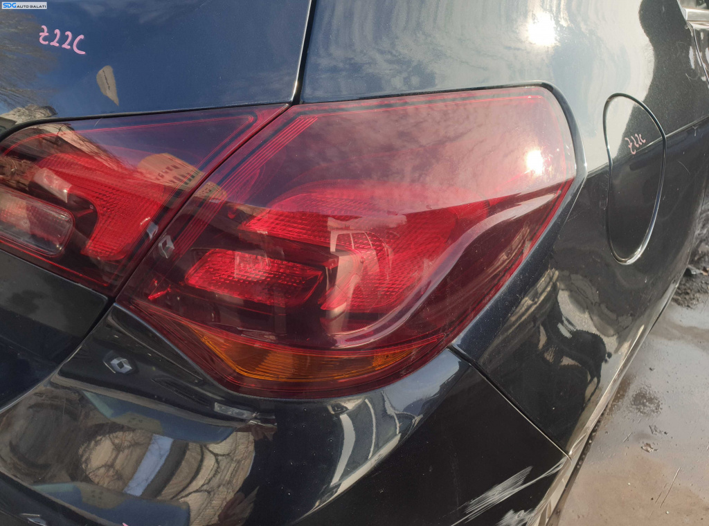 Tripla Stop Lampa Dreapta de pe Aripa Caroserie Opel Astra J Hatchback 4 usi FL Facelift 2012 - 2016 [K3382]