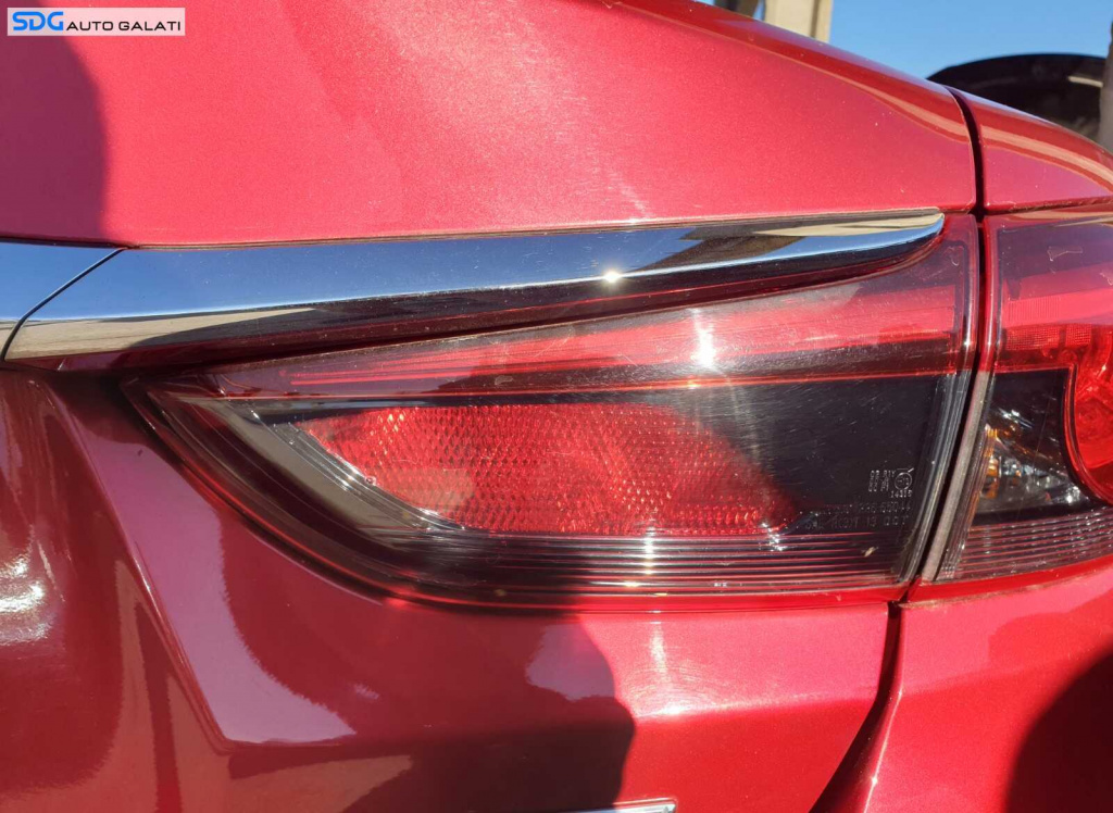 Tripla Stop Lampa Dreapta de pe Capota Portbagaj Mazda 6 III GJ Sedan Berlina Non FL 2013 - 2018 [C9582]
