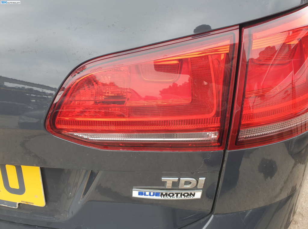 Tripla Stop Lampa Dreapta de pe Haion Haion Portbagaj Volkswagen Golf 7 Break Combi 2013 - 2017 [K5289]
