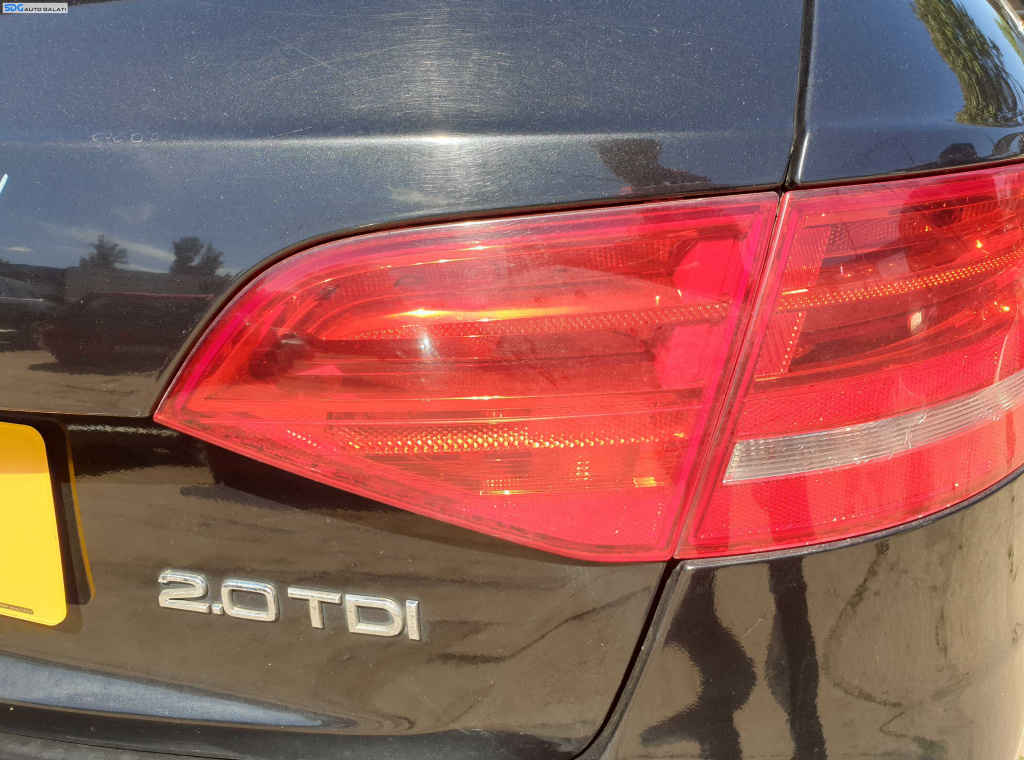 Tripla Stop Lampa Dreapta de pe Haion Haion Portbagaj Audi A4 B8 Break Combi NFL Non Facelift 2008 - 2012 [K5235]